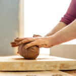 Gestalte deine Göttin aus Ton